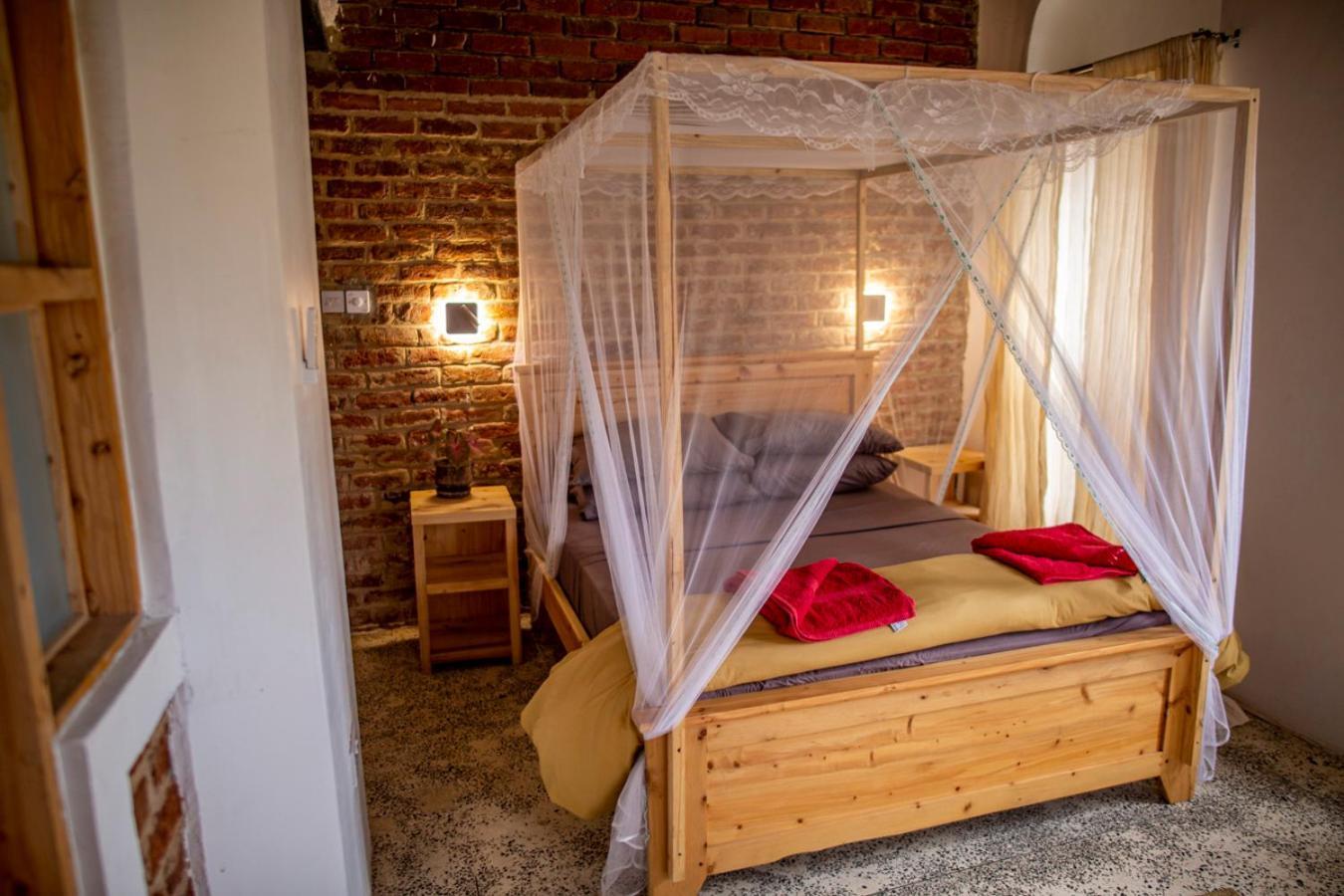 Firefly West Wing Hotel Bagamoyo Bagian luar foto