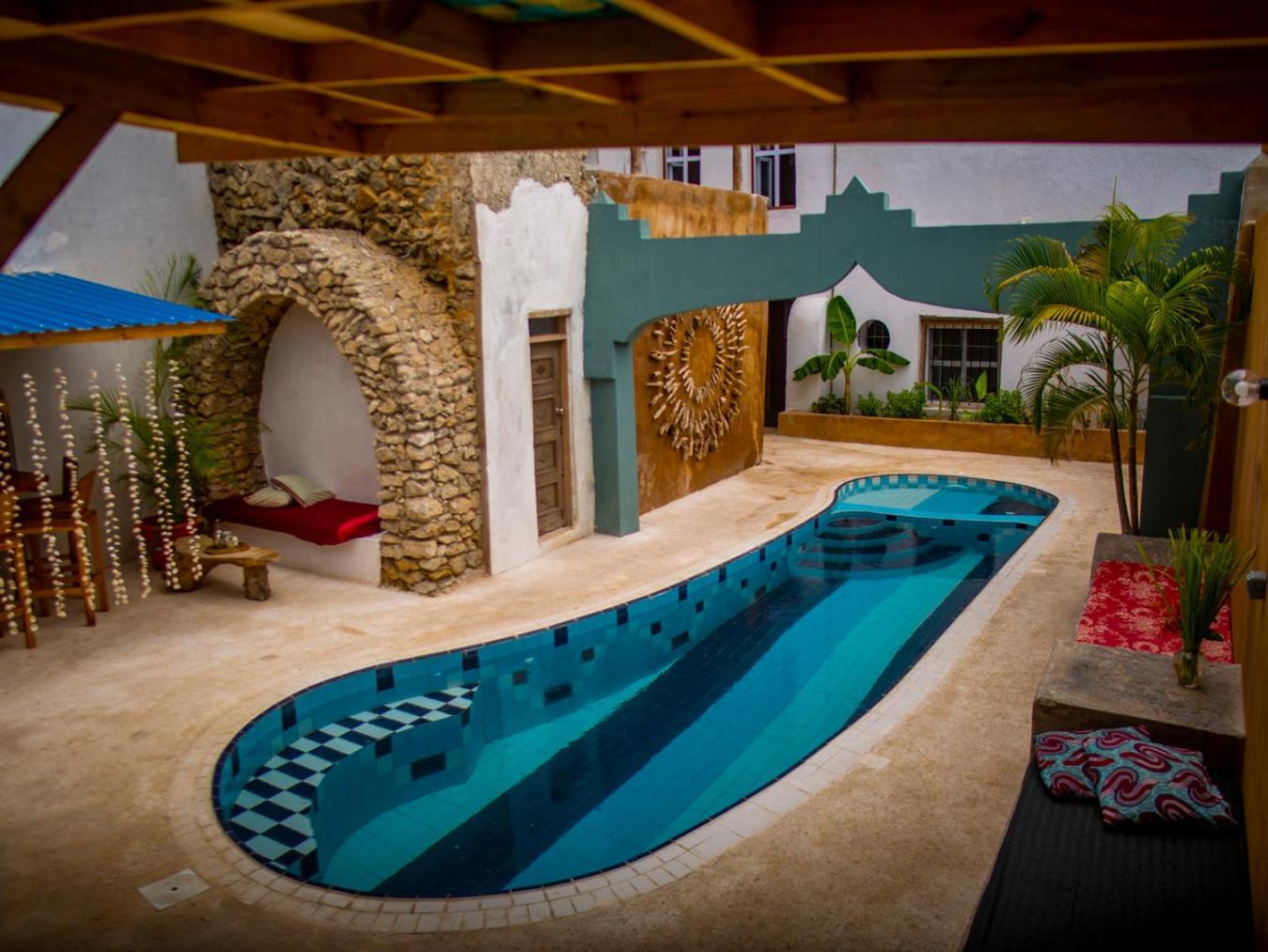Firefly West Wing Hotel Bagamoyo Bagian luar foto